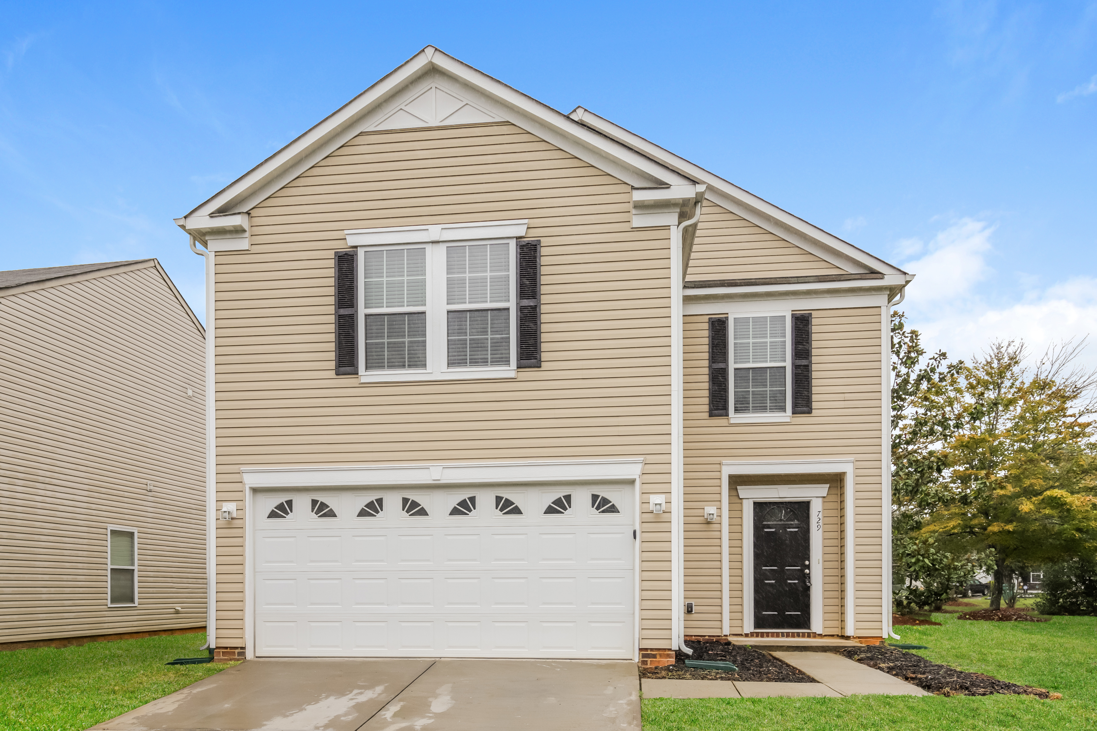 729 RUNNINGBROOK LN RURAL HALL, NC 27045